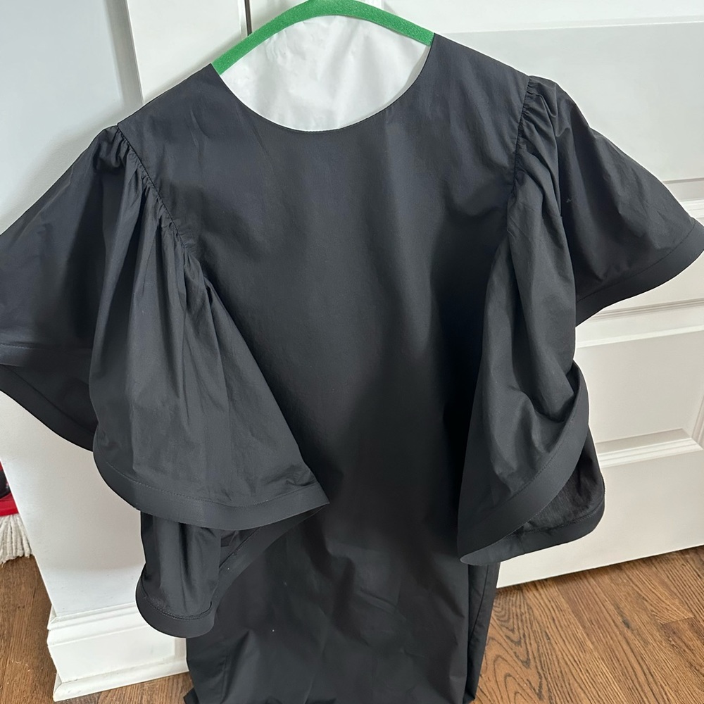 Gracia Black puff sleeve dress